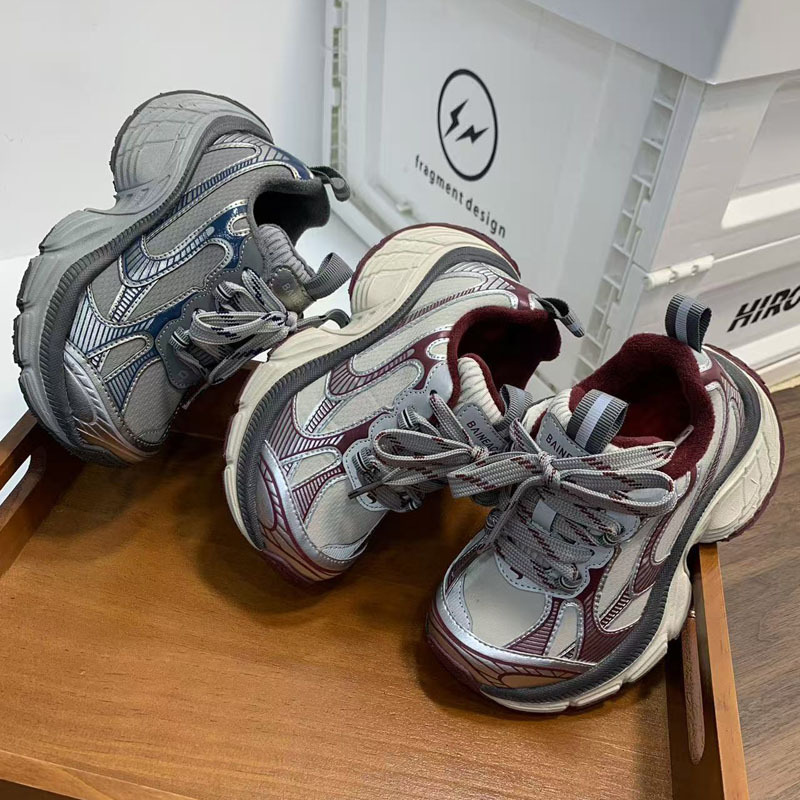 女童运动鞋2025冬季新款跑步鞋儿童加绒老爹鞋二棉轻便男童鞋子潮