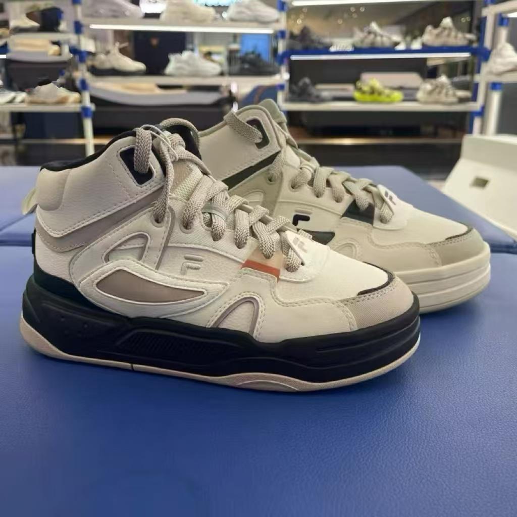 斐乐潮牌中帮板鞋冬季新款