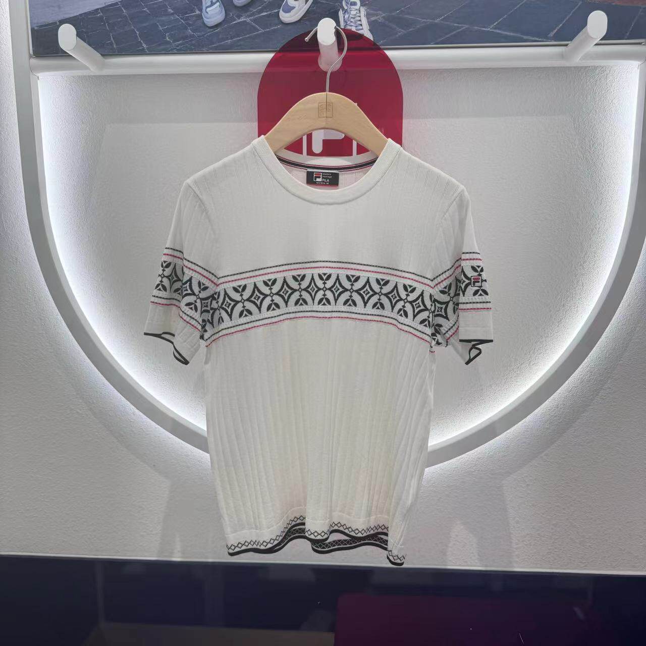 F11W431412圆领正品编织衫fila