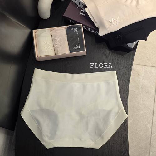 内裤 3条一组 Flora 女士均码韩国东大门代购  简约可爱印花图案8