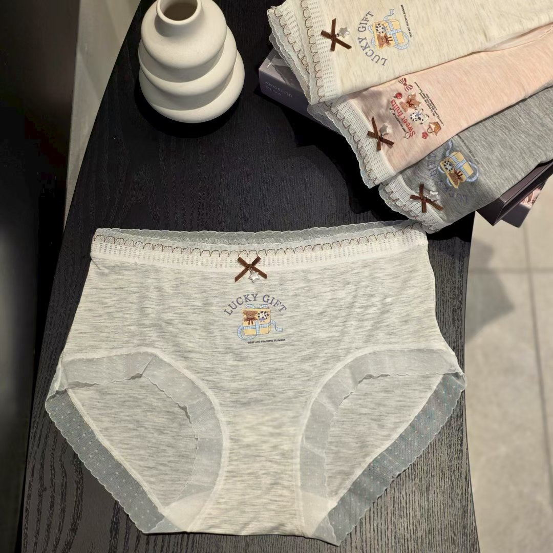 内裤Flora 女士均码韩国东大门代购  小熊 碎花图案 一条春新款