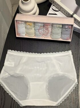 内裤Flora 女均码韩国东大门代购  碎花蕾丝图案 轻薄一盒春新款3