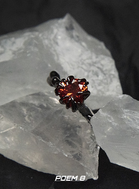 POEM8暗黑开口爪红水晶情侣戒