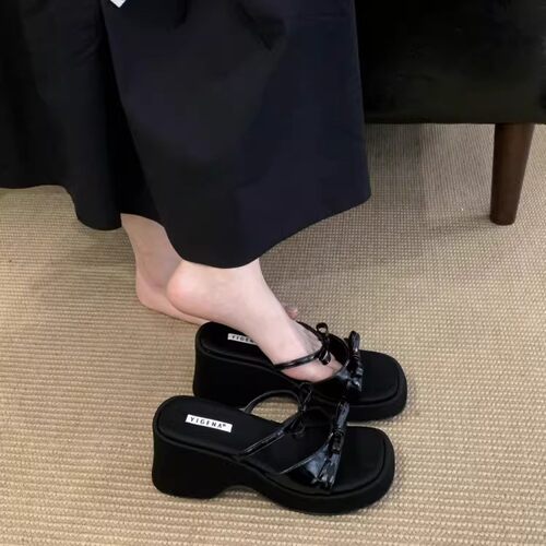 松糕底仙女绝美凉鞋女夏网红蝴蝶结配裙子罗马鞋拖鞋2026新款外穿