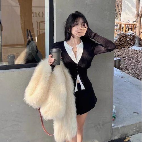 叠穿上衣修身针织衫毛呢短裙套装