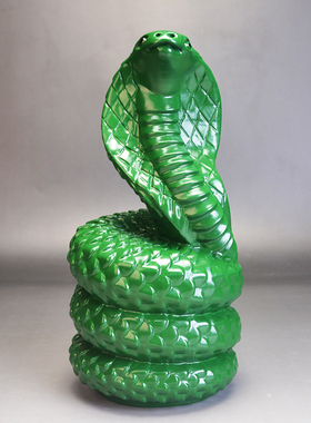 绿色实木雕刻十二生肖眼镜蛇摆件招财家居办公装饰风水红木工艺品