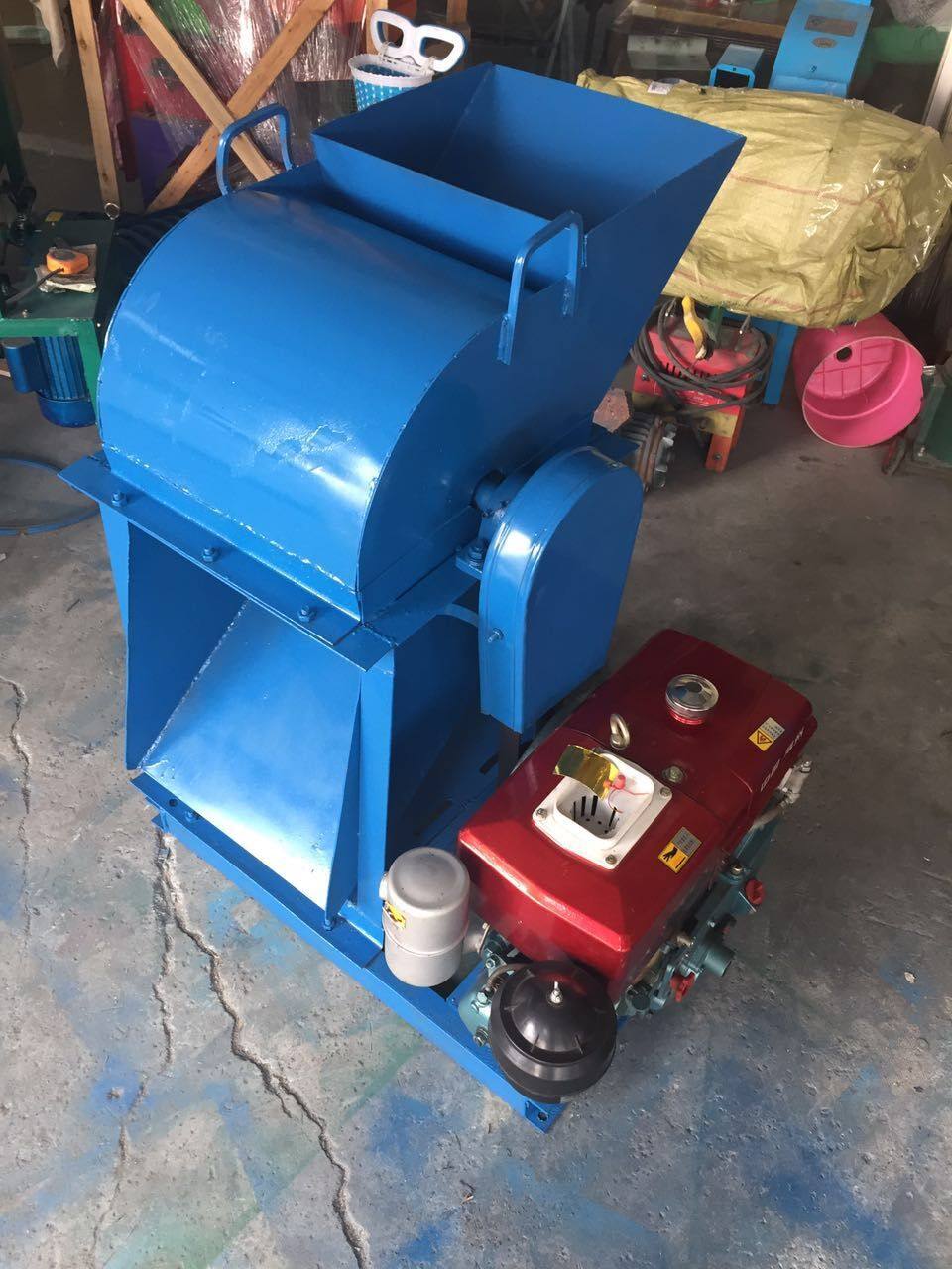 营养杯泥土粉碎机花泥粉碎机柴油机泥土粉碎机营养土粉碎机打泥机