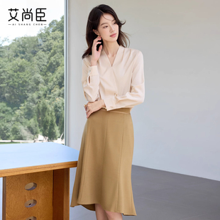 艾尚臣高端职业套装女夏季薄款通勤美容院前台接待案场客服工作服