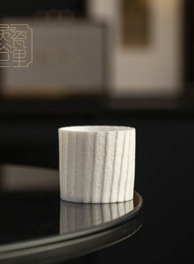 灵瓷谷里·厚颖日式折纸纹薄胎手握极简艺术咖啡杯轻奢手冲拉花杯