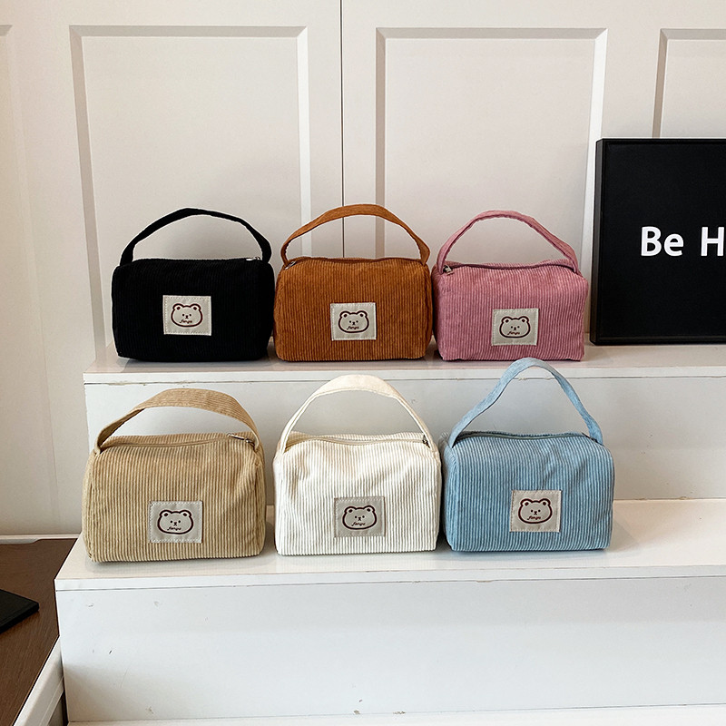 2025新款时尚百搭手提包女简约小熊灯芯绒化妆包便携收纳包洗漱包