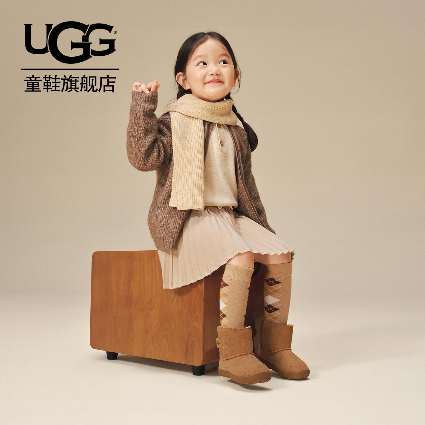 UGG童鞋儿童雪地靴女童男童短靴平底圆头休闲棉靴1157634T图片
