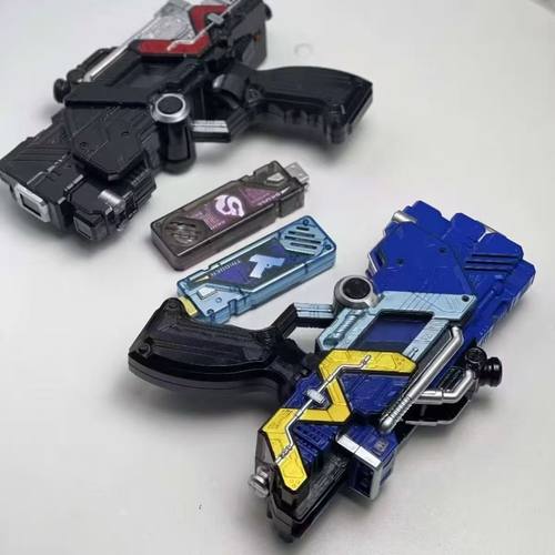 国产假面骑士W腰带 颅骨枪武器扳机枪同步联动王牌小恐龙csm