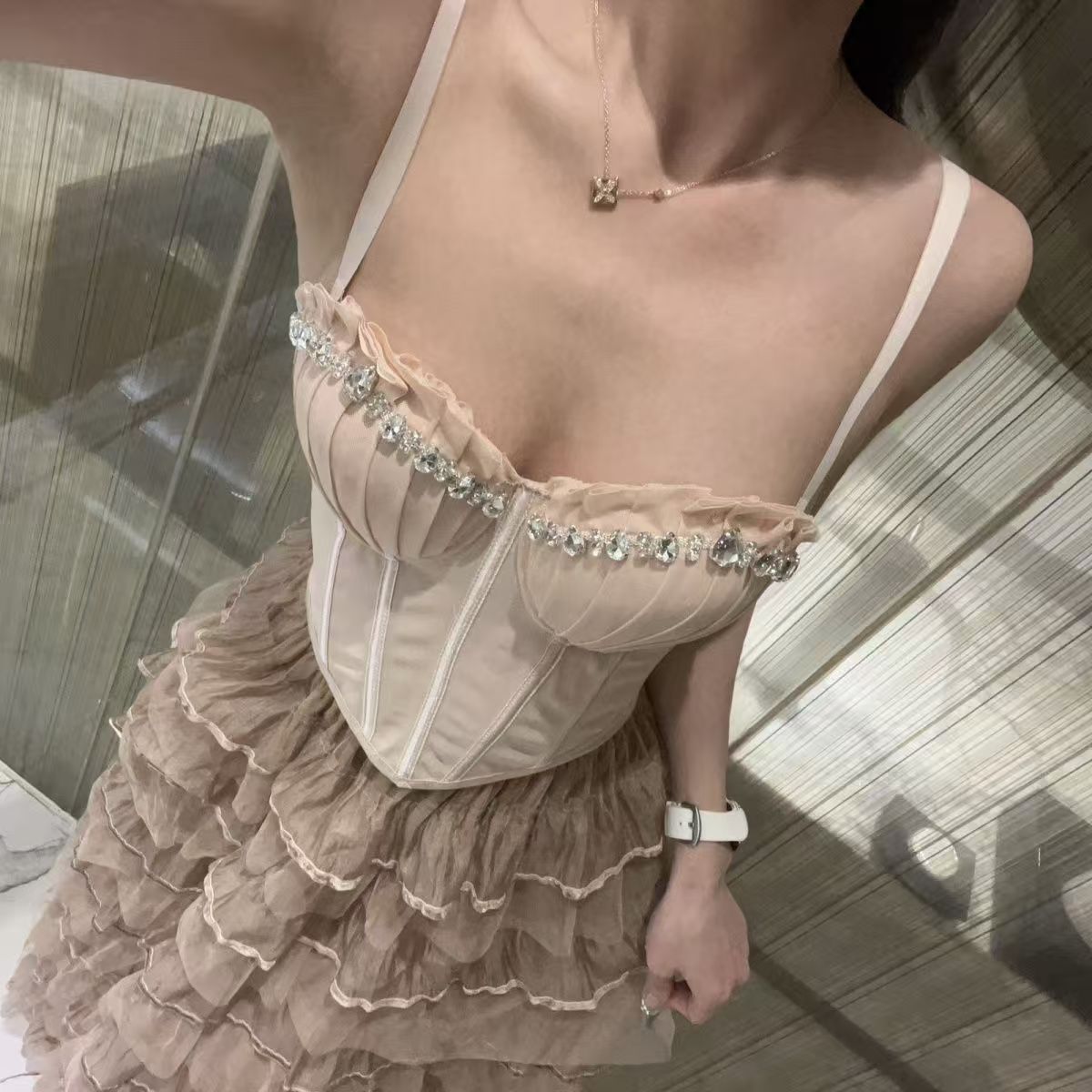 法式名媛重工高级感水钻女鱼骨女