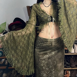 Lace Green Neck Cardigan 绿色蕾丝V领透视喇叭袖 Sheer 开衫