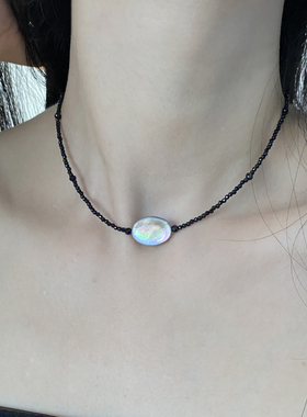 黑尖晶石串珠椭圆猫眼石锁骨项链