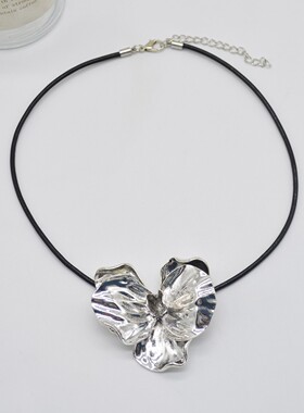 欧美小众金属立体花朵项链