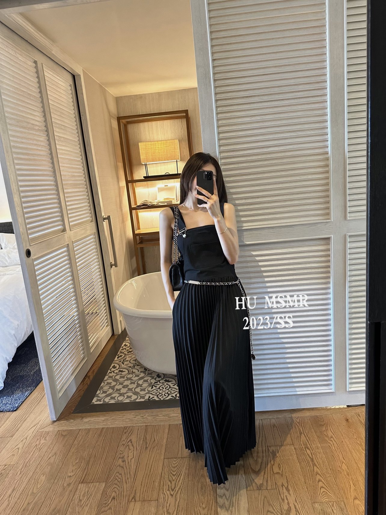 正品现货【humsmr 】2023夏带腰带时尚显瘦背带长款百褶连衣9532