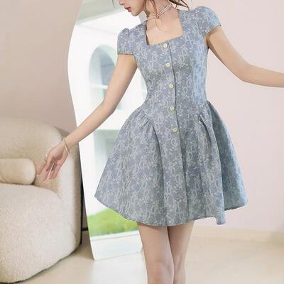 2026夏季新款女装复古气质方领收腰a字连衣裙掐腰名媛短裙95008