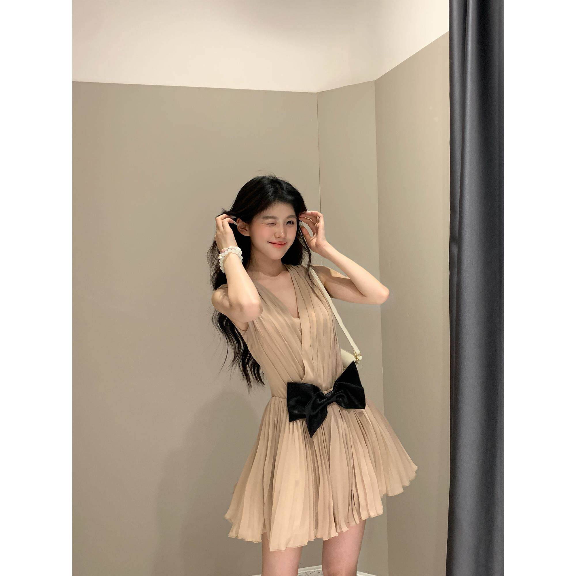Barb Chill海棠花无袖雪纺连衣裙女夏日千金碎花掐腰裙V领背心裙