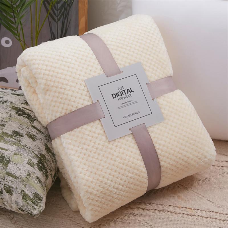 Bed warm blanket cover large thick fleece sofa blanket 毛毯