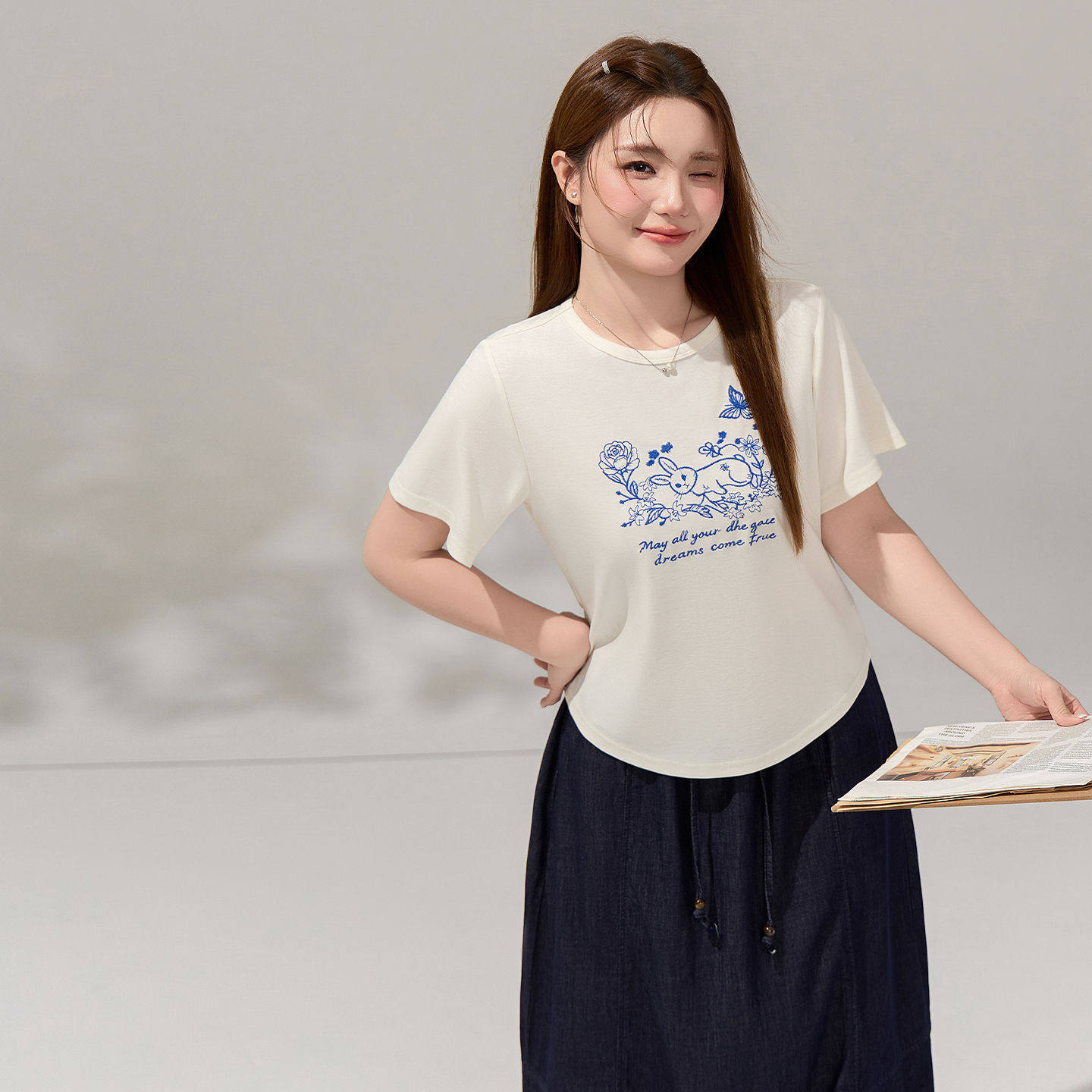 舒柔正肩刺绣圆领短袖T恤夏季新款胖mm大码女装宽松显瘦上衣66262