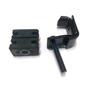 适用于郑州日产配件帕拉丁D22东风锐骐皮卡前保险杠支架前杠支架