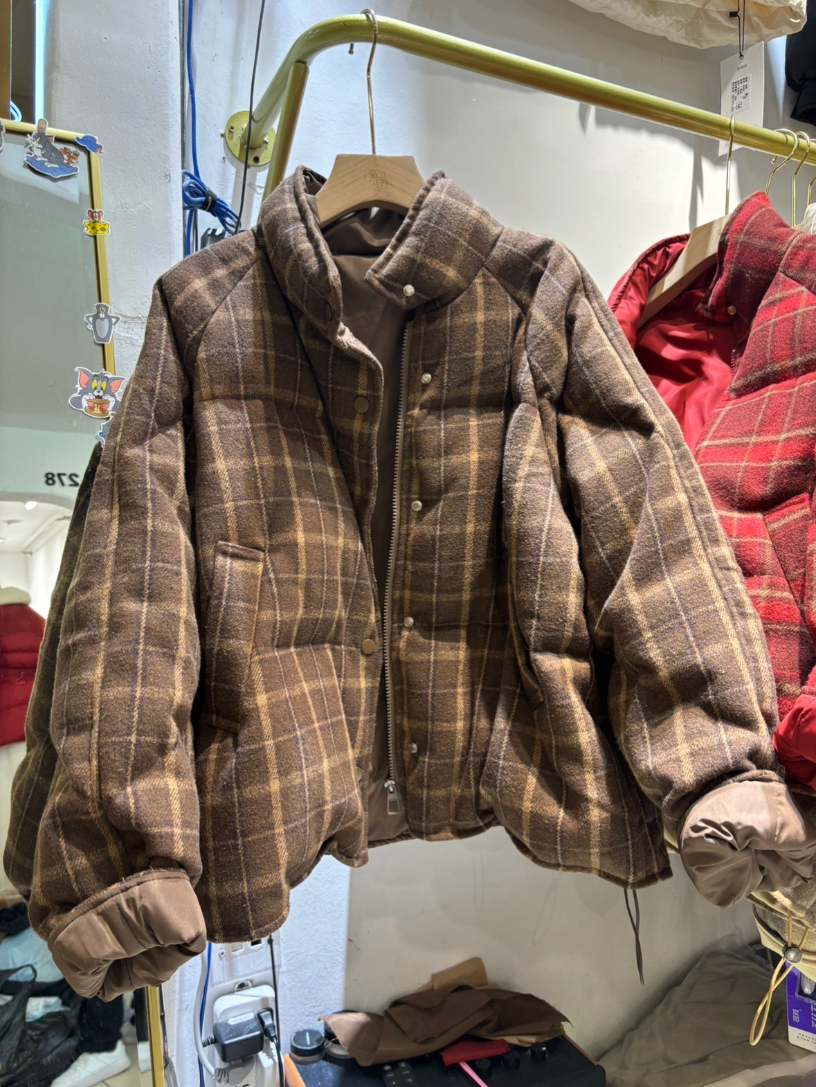 小香风复古红格子尼料拼接羽绒服女韩系冬季立领白鸭绒面包服外套