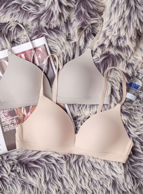 WuQue小胸法式三角杯无痕微聚拢春夏薄学生无钢圈美背运动女文胸