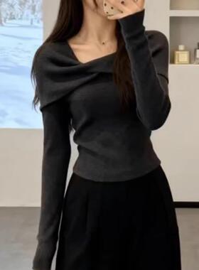 正品哥家新2026春秋法式一字肩灰色扭结针织衫女修身显瘦打底衫