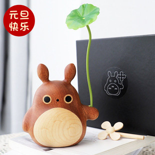 木质龙猫小风车桌面摆件车载香薰可爱装 饰实木创意女士儿童节礼物