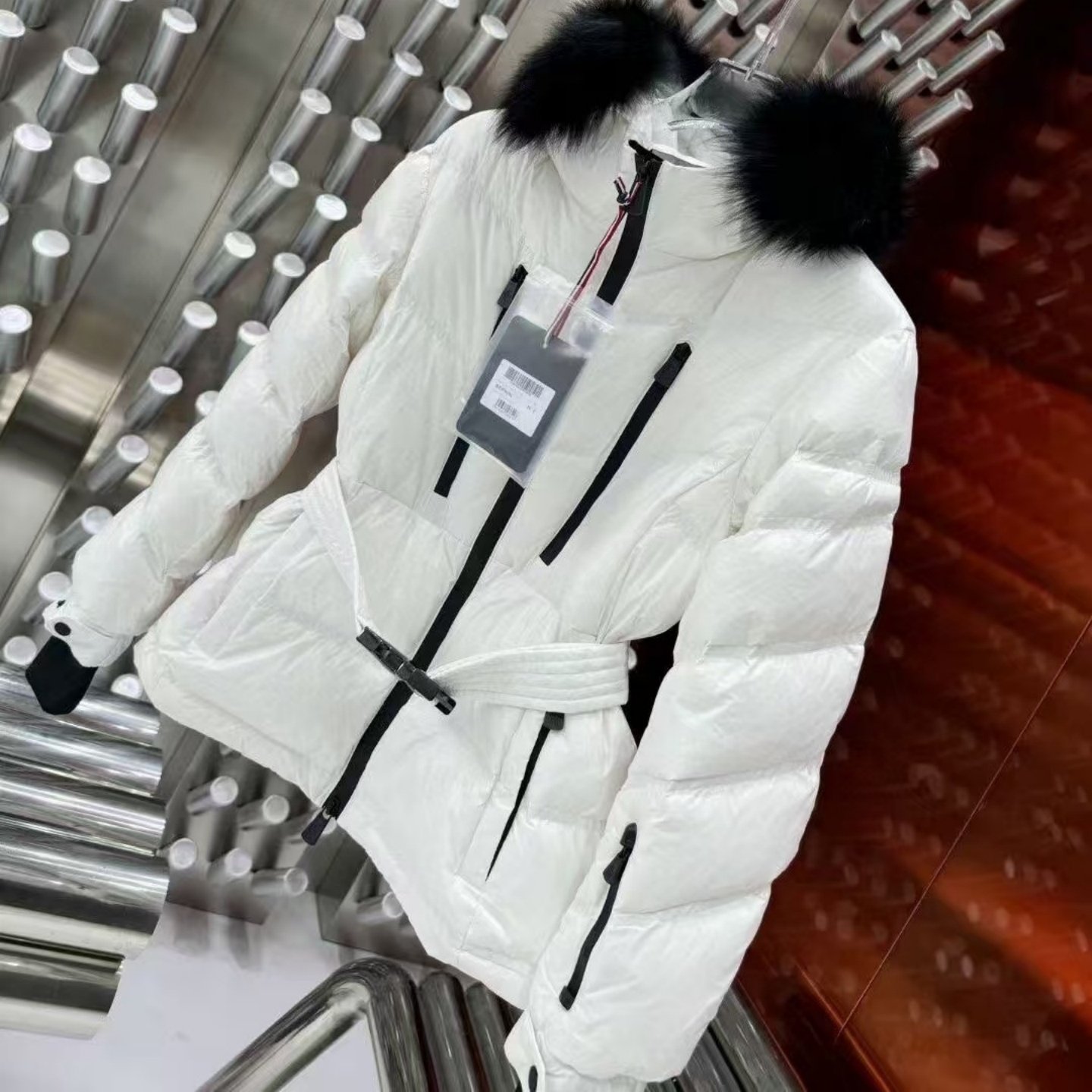 韩版新款滑雪系列再生尼龙柔软国标90白鹅绒腰带收腰高腰羽绒服女,女装/女士精品,羽绒服,淘宝优惠券,粉丝福利购,淘宝优惠卷