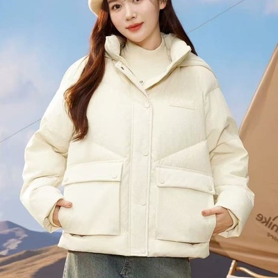 冬上新！S~L码 雪家女款冬季短款羽绒服时尚连帽小个子可爱显腿长