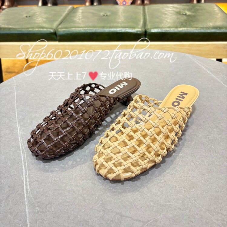 米奥2026夏季女鞋专柜正品女拖鞋图片