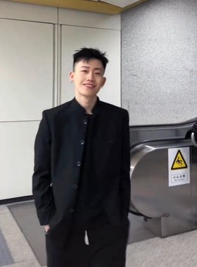 高级感痞帅新中式中山装夹克男