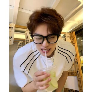 复古正肩t恤cleanfit高级感半袖 白色三条杠垫肩短袖 美式 夏季 男款