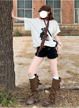 暗黑辣妹低腰黑色牛仔短裤女新款紧身个性显瘦A字弹力工装热裤子