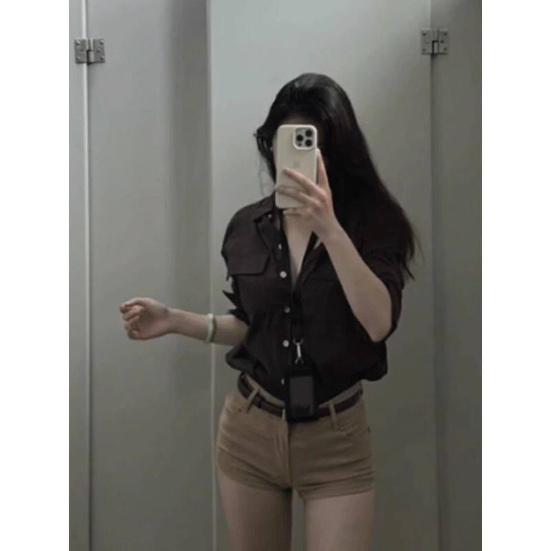 辣妹双扣高腰牛仔短裤女浅卡其直筒新款显瘦弹力紧身小个子热裤潮