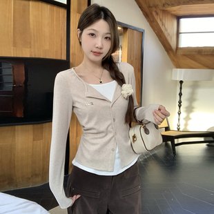 实拍大码休闲长袖针织t恤女早春假两件正肩T恤遮肉显瘦长袖上衣