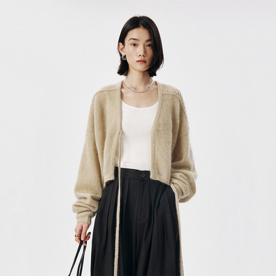 CLMX 蓬松柔雾马海毛初剪羊毛纱面料 百搭造型感系带V领针织开衫