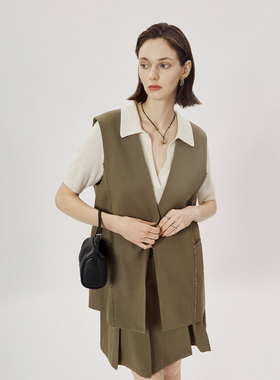 CLMX甄选TR羊毛混纺面料 时装感流苏毛边V领马甲/时髦A型百褶短裙