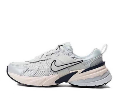 Nike耐克女子 V2K RUN 休闲运动厚底低帮跑步老爹鞋 FD0736-004
