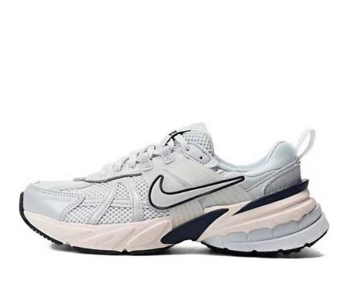 Nike耐克女子 V2K RUN 休闲运动厚底低帮跑步老爹鞋 FD0736-004