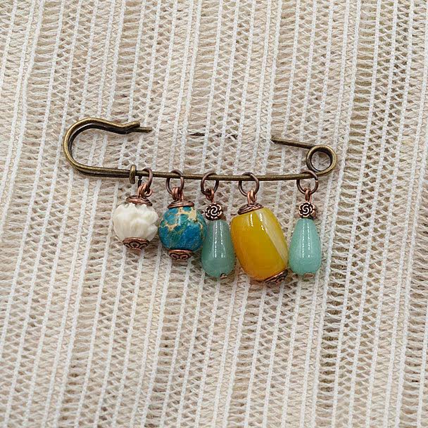 Broche femme en cristal naturel pierres semi-précieuses - Ref 1171460 Image 5