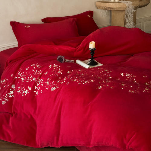 防静电不掉毛牛奶绒婚庆四件套