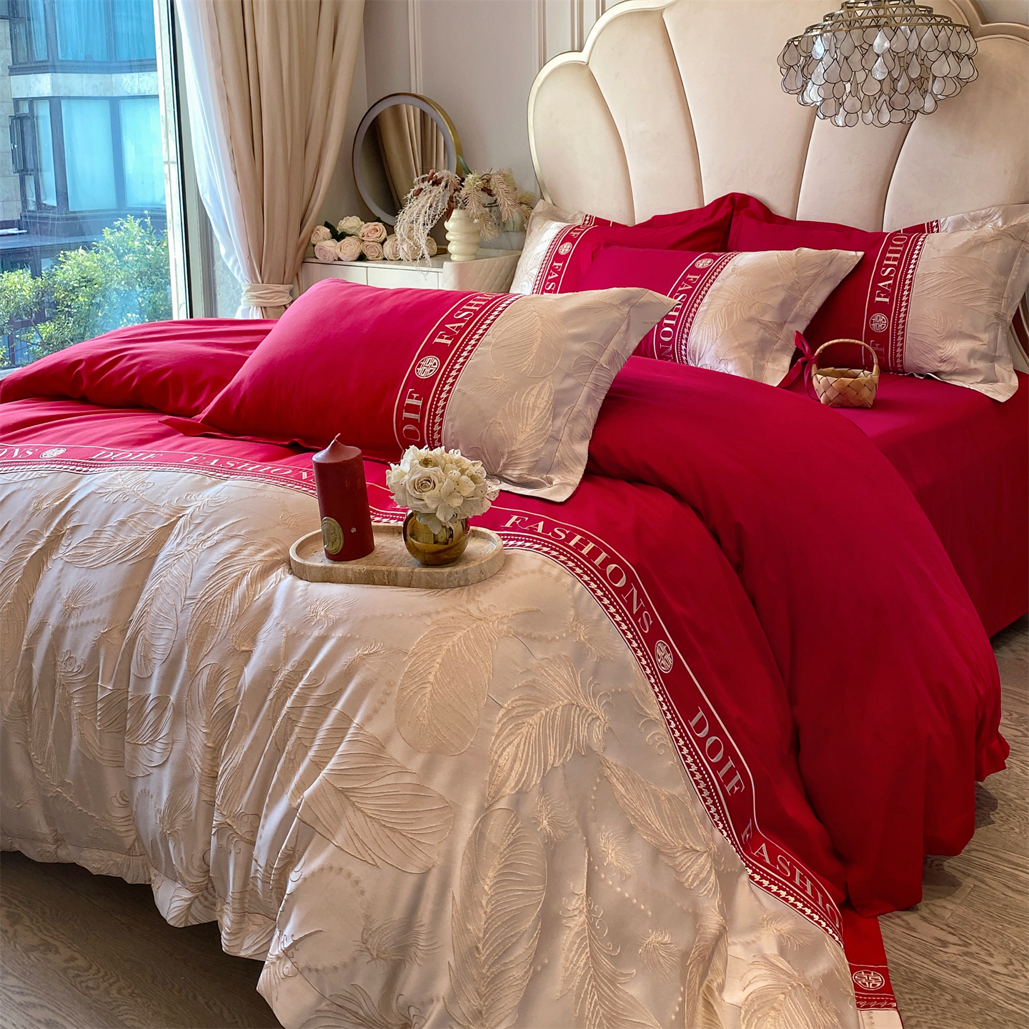高档浮雕刺绣婚礼结婚四件套红色喜庆被套婚庆陪嫁床上用品新婚房