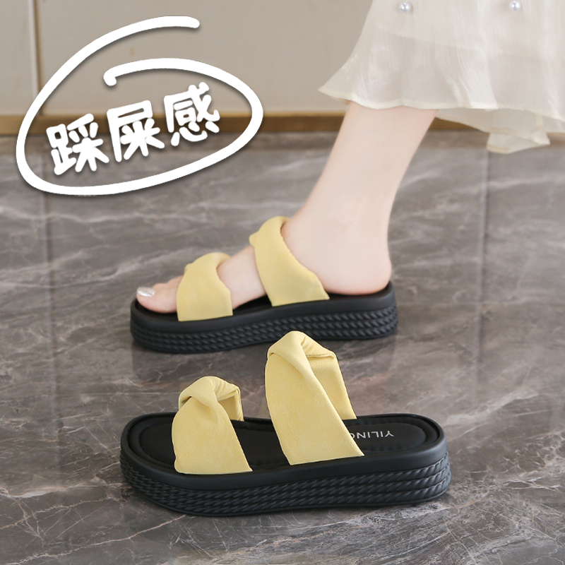 达芙尼踩屎感休闲百搭凉拖鞋女