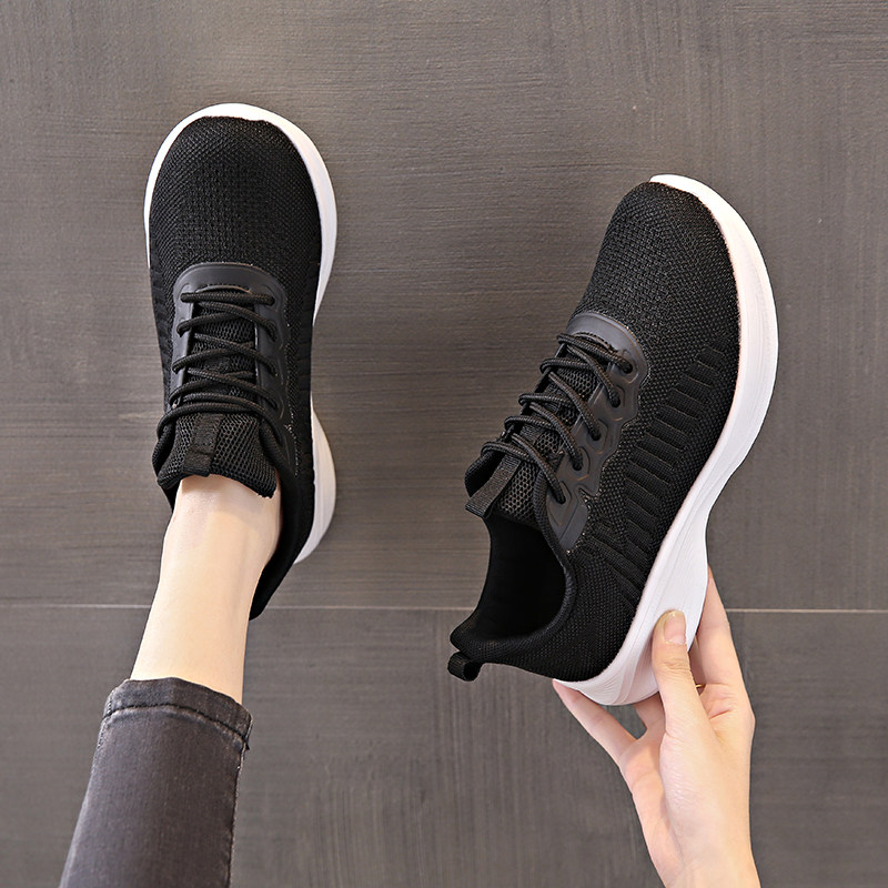 老北京布鞋女款妈妈运动鞋超轻便减震跑步鞋秋季中老年旅游鞋软底,女鞋,健步鞋,淘宝优惠券,粉丝福利购,淘宝优惠卷