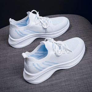 春夏飞织运动鞋女2026新款透气网面小白鞋跑步鞋软底旅游鞋0314e