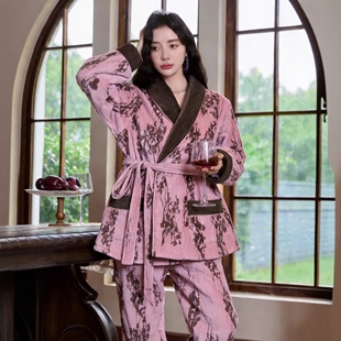 显瘦加厚保暖套装 大码 春秋高级感轻奢家居服 新款 褶皱绒睡衣女冬季