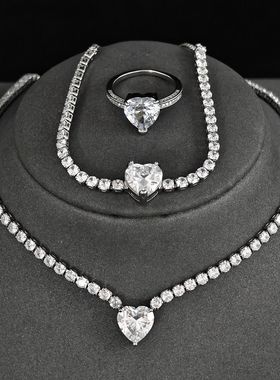 新娘项链耳钉套装气质晚宴礼服配饰女轻奢爱心锆石项链饰品锁骨链